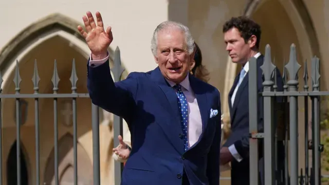 Carlos III, destinado a ser rey sin importar la edad