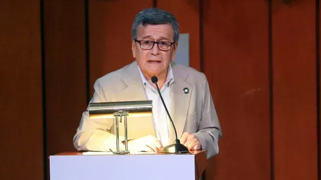 Colombia Reconoce Políticamente al ELN en Busca de la Paz
