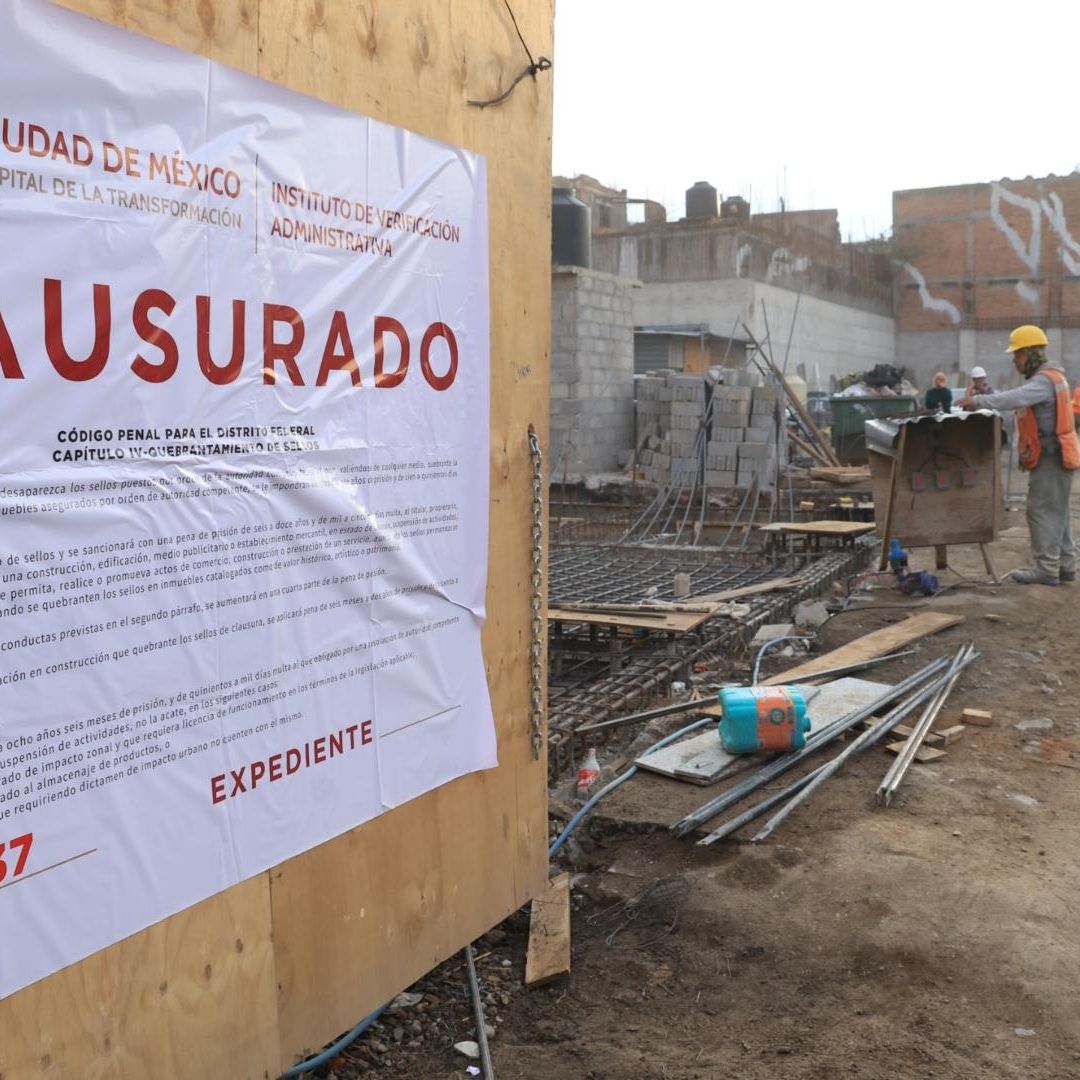 Clausuran Construcción Donde Cayó Barda en Centro Histórico de CDMX; Accidente Dejó 4 Heridos