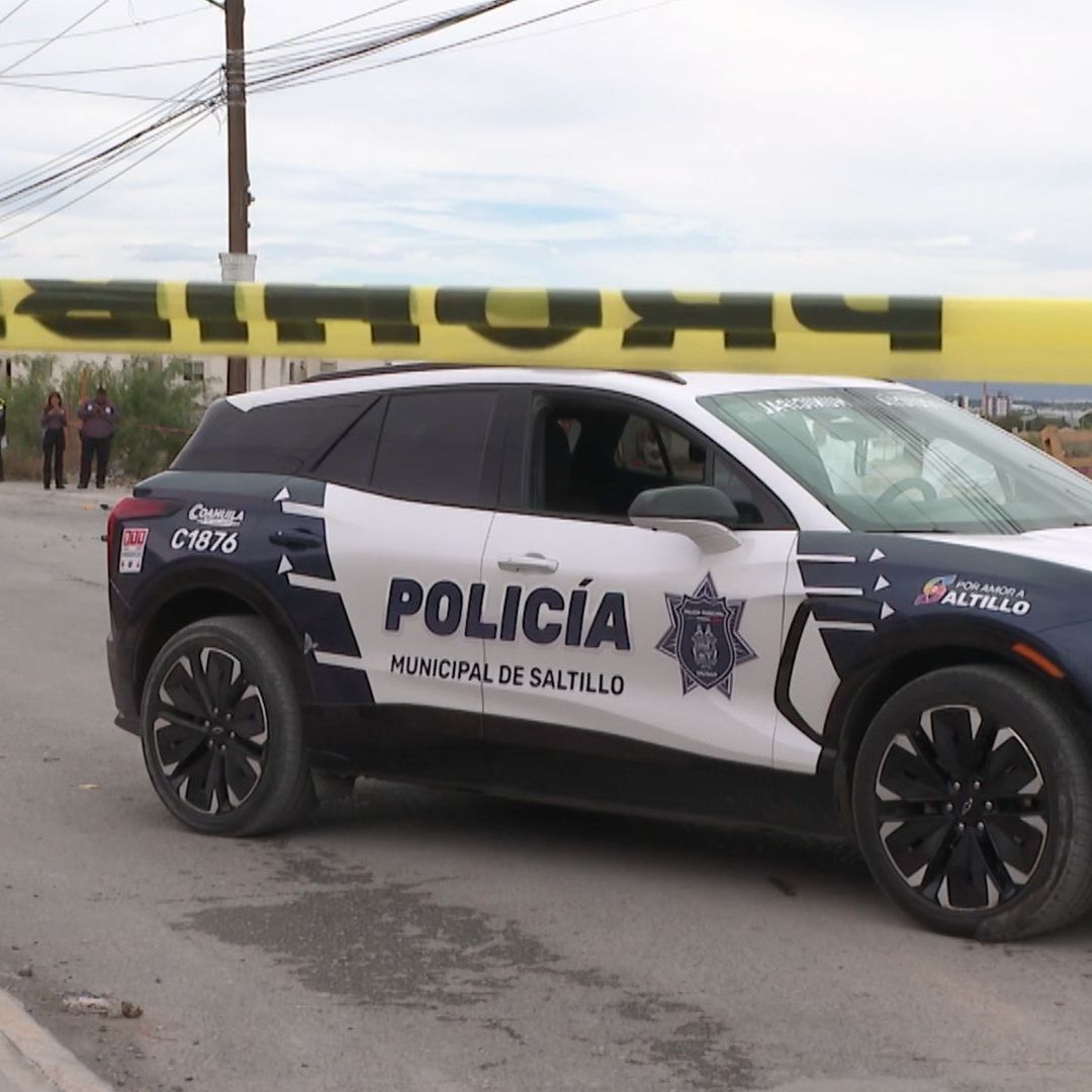 Motociclista Choca Contra Poste en Saltillo; Hay 2 Muertos