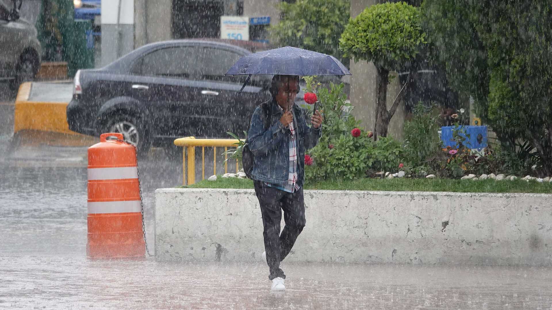 Fuertes Lluvias en CDMX Hoy; Activan Alerta Amarilla para este 10 de ...