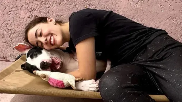 Renatta y Max que busca una familia desde hace dos años