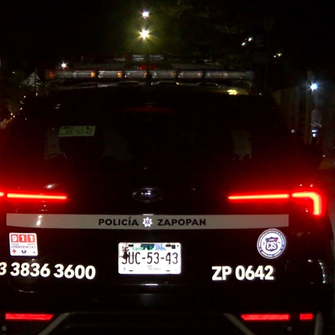 Abandonan a niño de 2 años en gasolinera de Zapopan; ya está bajo resguardo