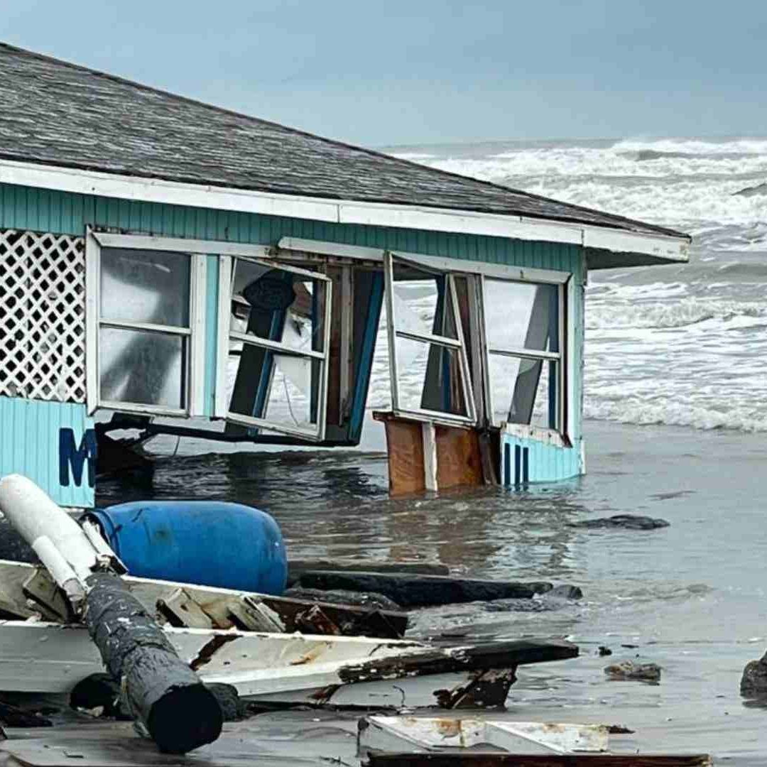 Colapsa Restaurante en Playa Bagdad en Matamoros, Tamaulipas