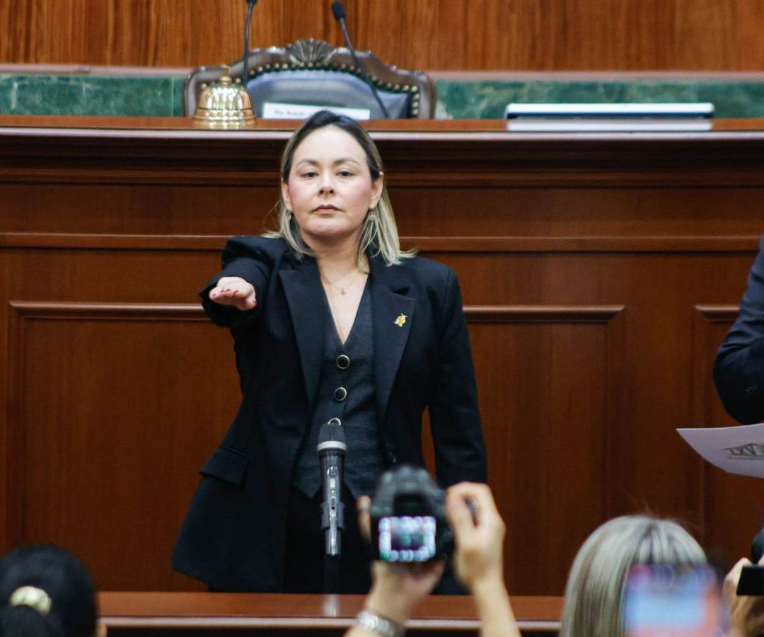 Yeraldine Bonilla Rinde Protesta como Gobernadora Interina de Sinaloa. Foto: Cuartoscuro