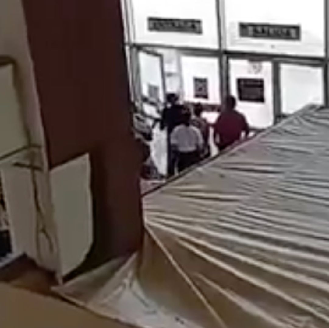 Balacera Herido de Bala Disparos Clínica 55 IMSS Amalucan Compra Venta Motocicleta Intento Levantón