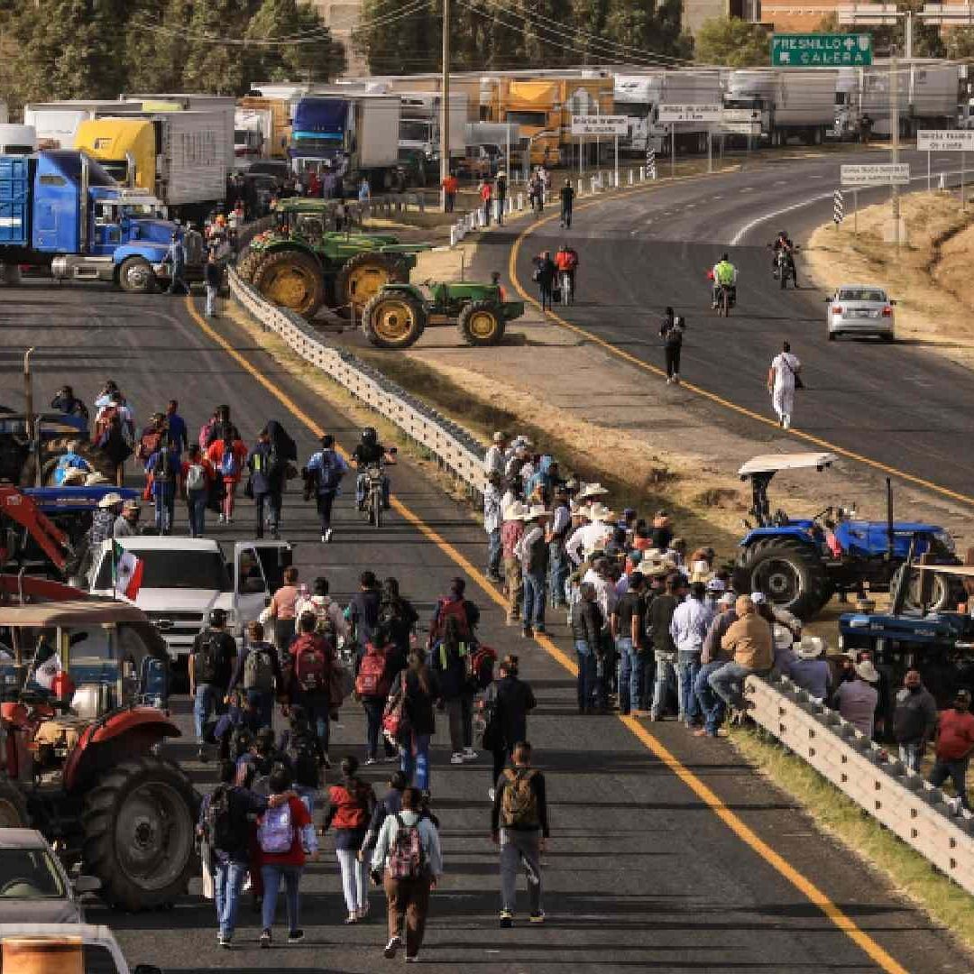 Carreteras Bloqueadas en México Hoy. Foto: Cuartoscuro