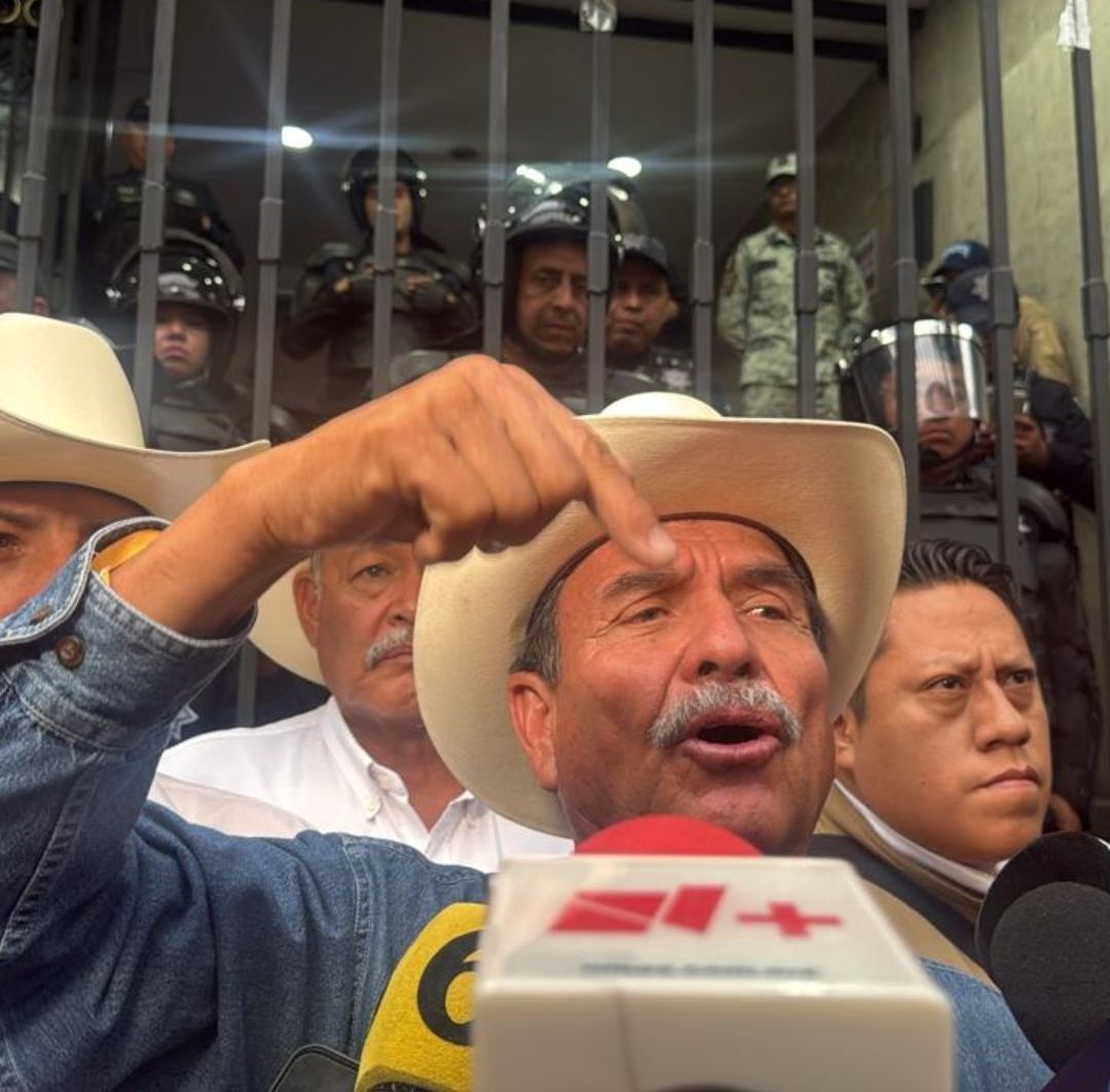 Termina Reunión Campesinos y Transportistas en Segob; Dan Ultimátum: "Tiene que ser Hoy o Mañana