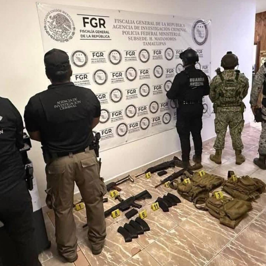 Autoridades Decomisan Camioneta con Armas y Cartuchos en su Interior en Matamoros