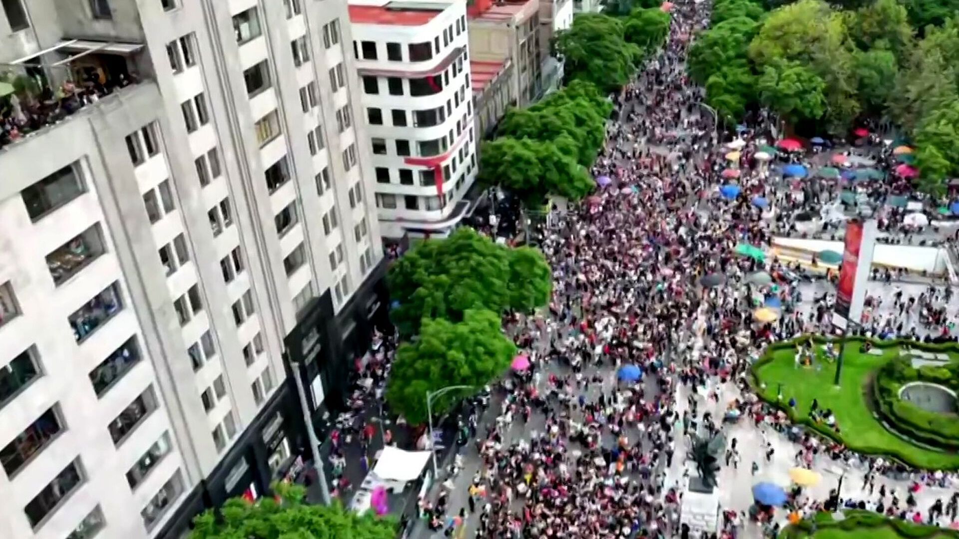 Primera Marcha del Orgullo en CDMX Marcó Inicio de Lucha LGBTQ+ Hace 47 ...