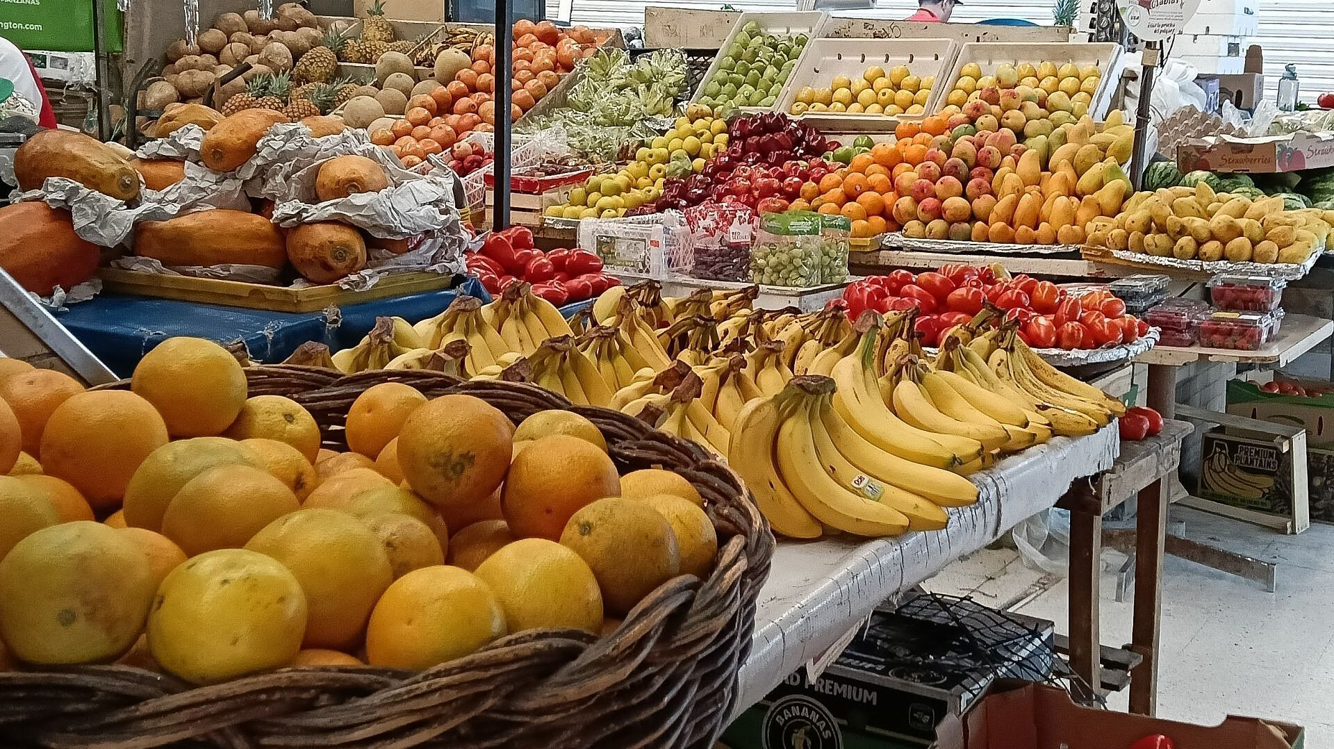 La inflación baja a 3.10% y abre un respiro que aún no llega igual a todos los bolsillos