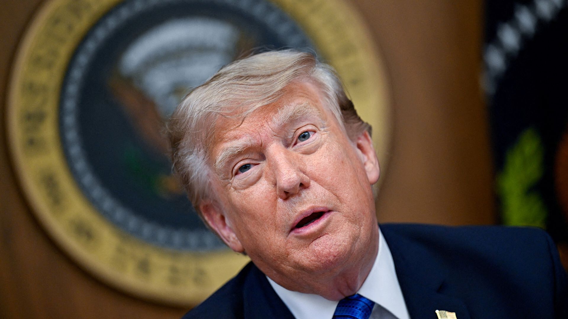 Jaime Florez Vincula Caída de Trump entre Latinos con Guerra en Irán