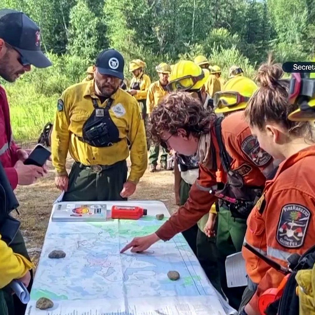Brigadistas de Conafor Relatan Cómo Combatieron Incendios Forestales en Canadá