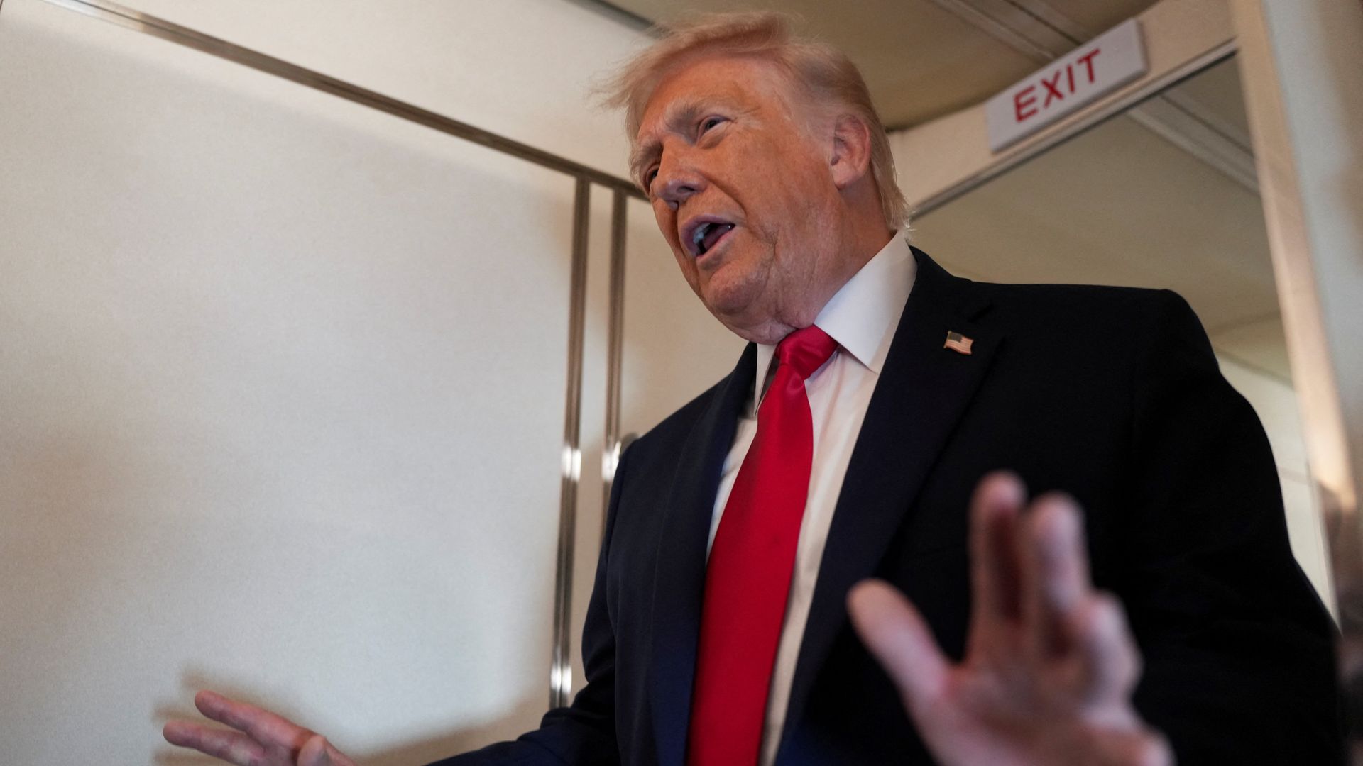 Trump Niega Retirada de 50,000 Soldados Hasta una "Conclusión" Definitiva en Irán