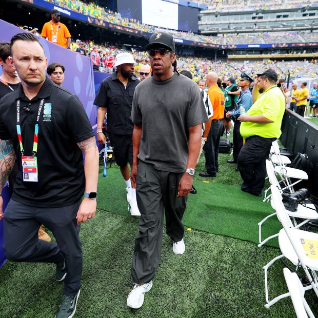 Jay Z durante un partido de futbol