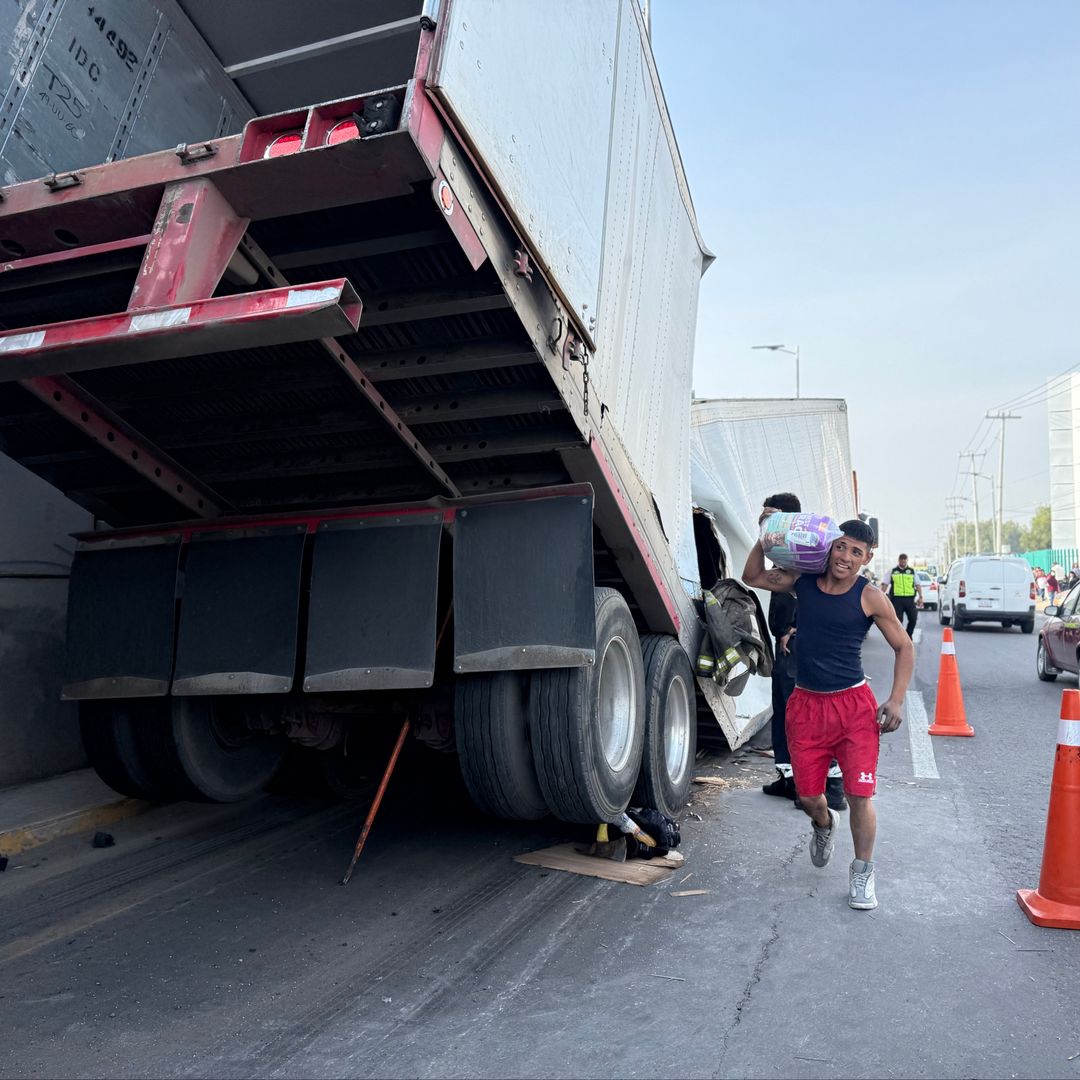 Carretera México-Pachuca, Tecámac | Itzel Cruz Alanis