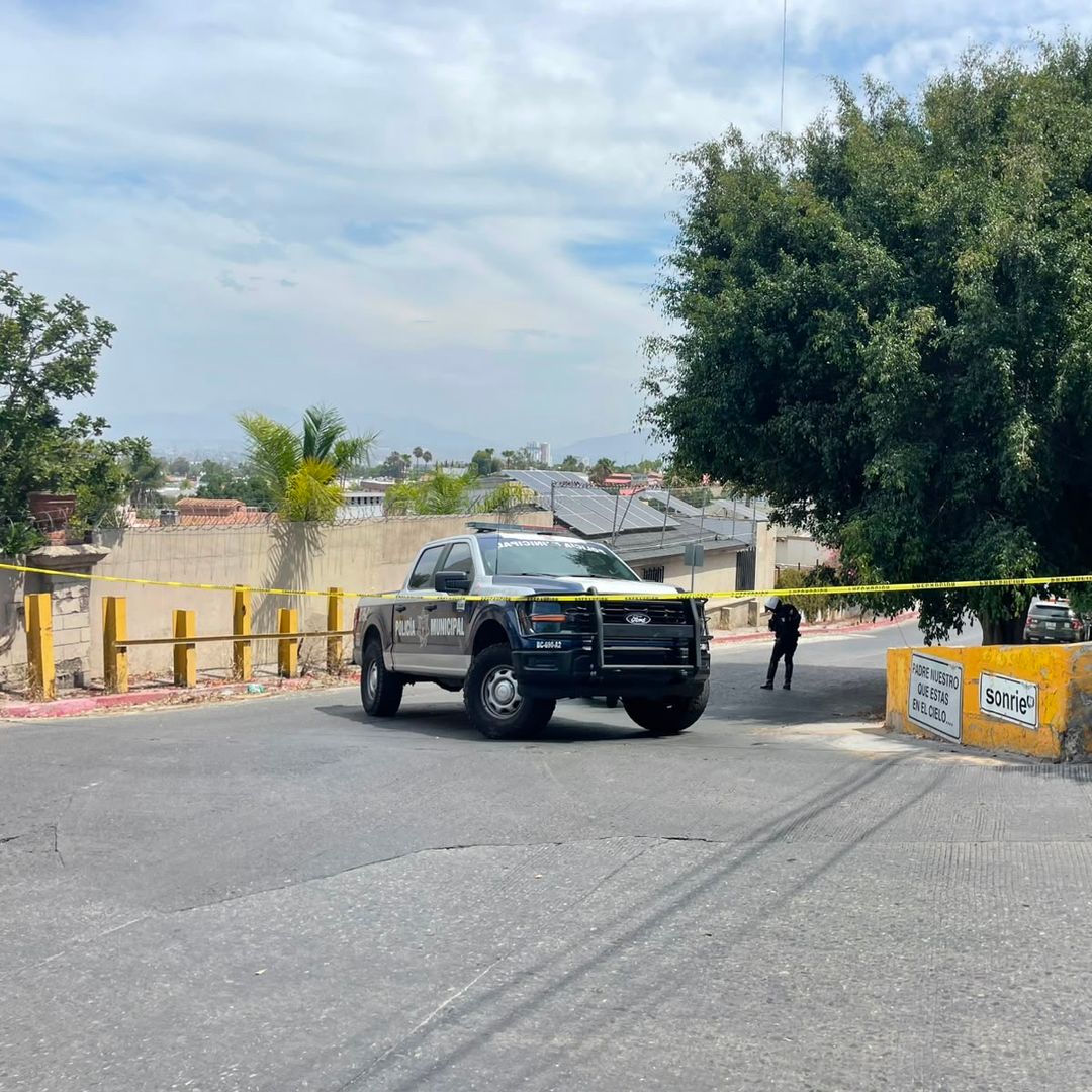 Hallan Cuerpo Sin Vida Dentro de Camioneta en Hipódromo, Tijuana; Suman 6 Casos