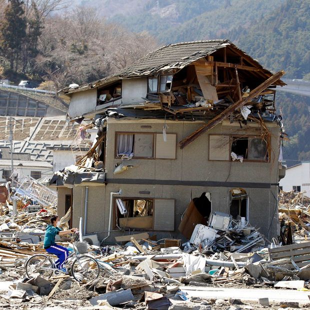 casa dañada por terremoto en Japón