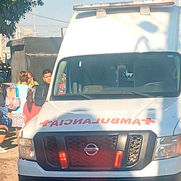 El accidente fue provocado por un vehículo que intentaba rebasar a un tráiler sobre la avenida Bravo