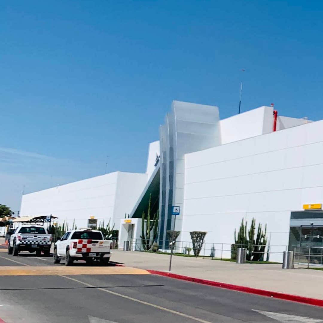 Cancelan Vuelos en Aeropuerto de Hermosillo por Huracán Polo en Sonora