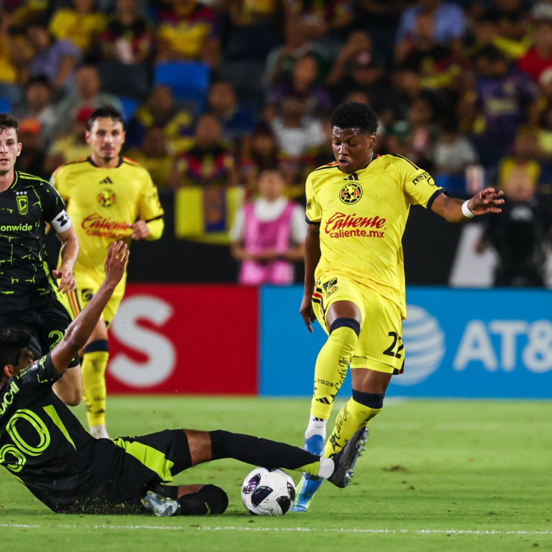 América