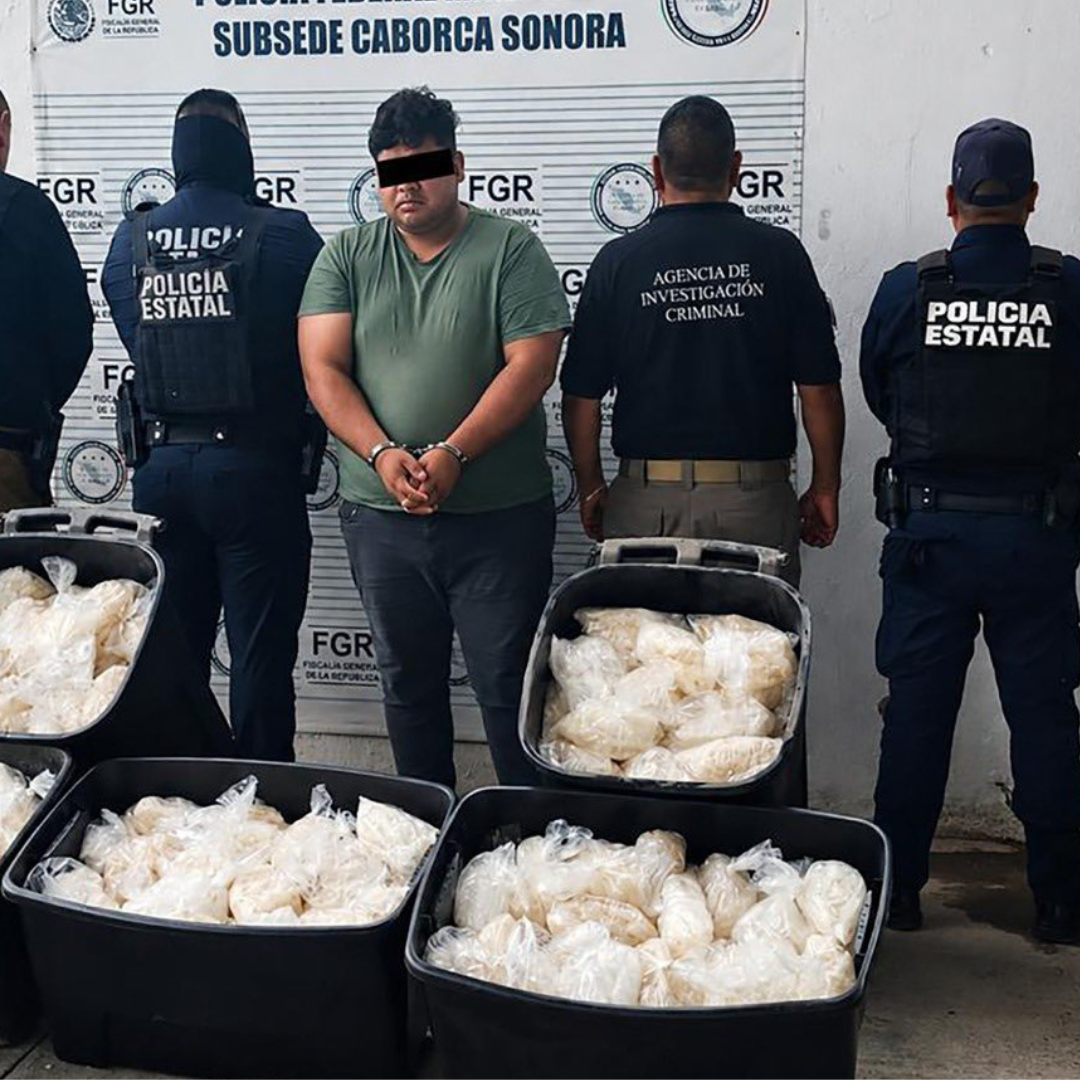 Aseguran Alrededor de 200 Kilogramos de Metanfetamina en Tractocamión de Paquetería en Sonora