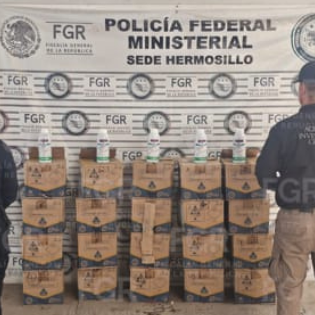 Aseguran Alrededor de 240 Litros de Metanfetamina Líquida en Carretera de Sonora