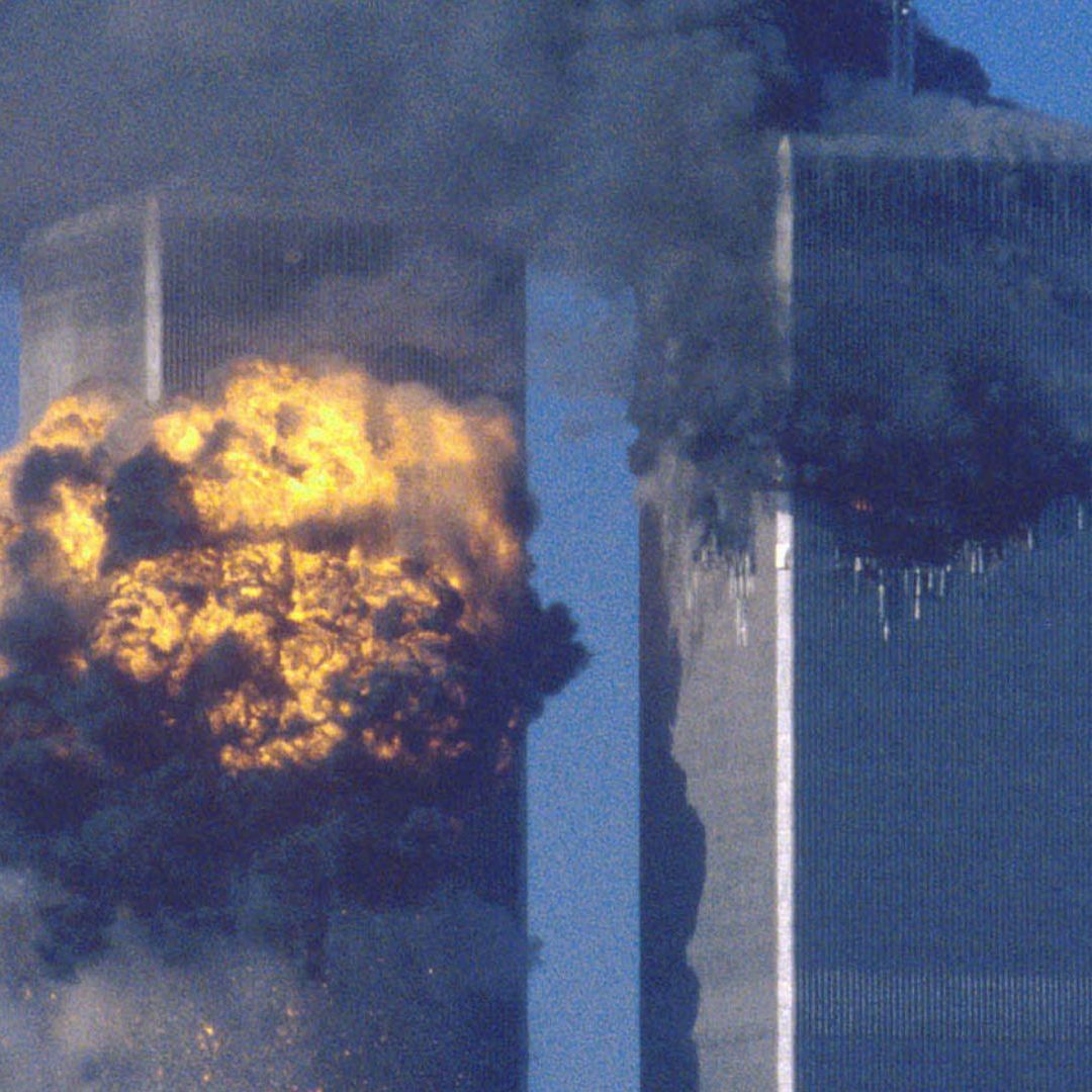 Torres Gemelas durante el Atentado del 11 de Septiembre de 2001 en Nueva York, Estados Unidos.