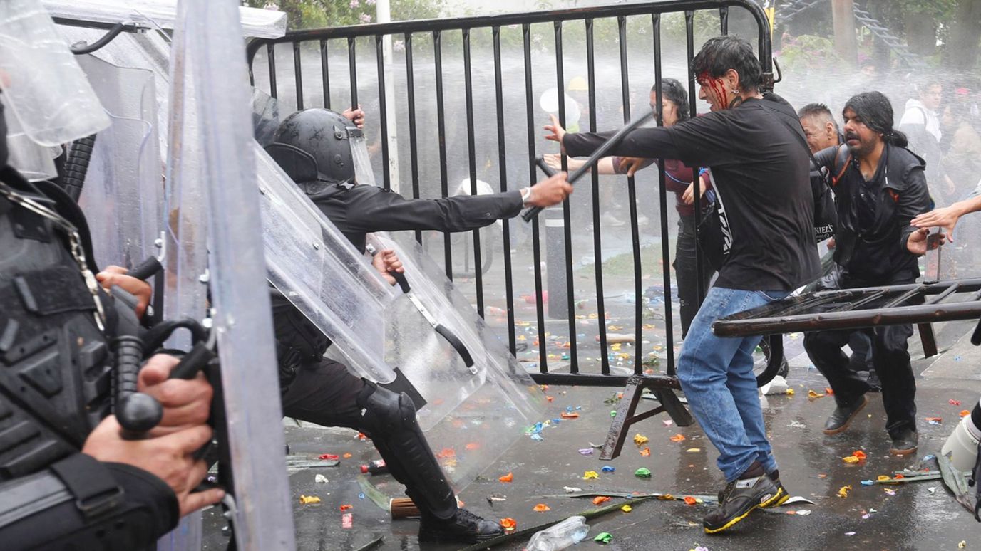 CNDH investiga presuntos abusos policiales durante protesta por agua en Guadalajara