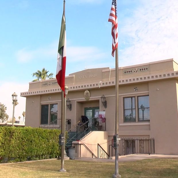 Consulado de México Asiste a 16 Mexicanos tras Naufragio en Ensenada, BC