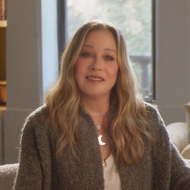 Christina Applegate Revela que Fue Mal Diagnosticada con Esclerosis Múltiple