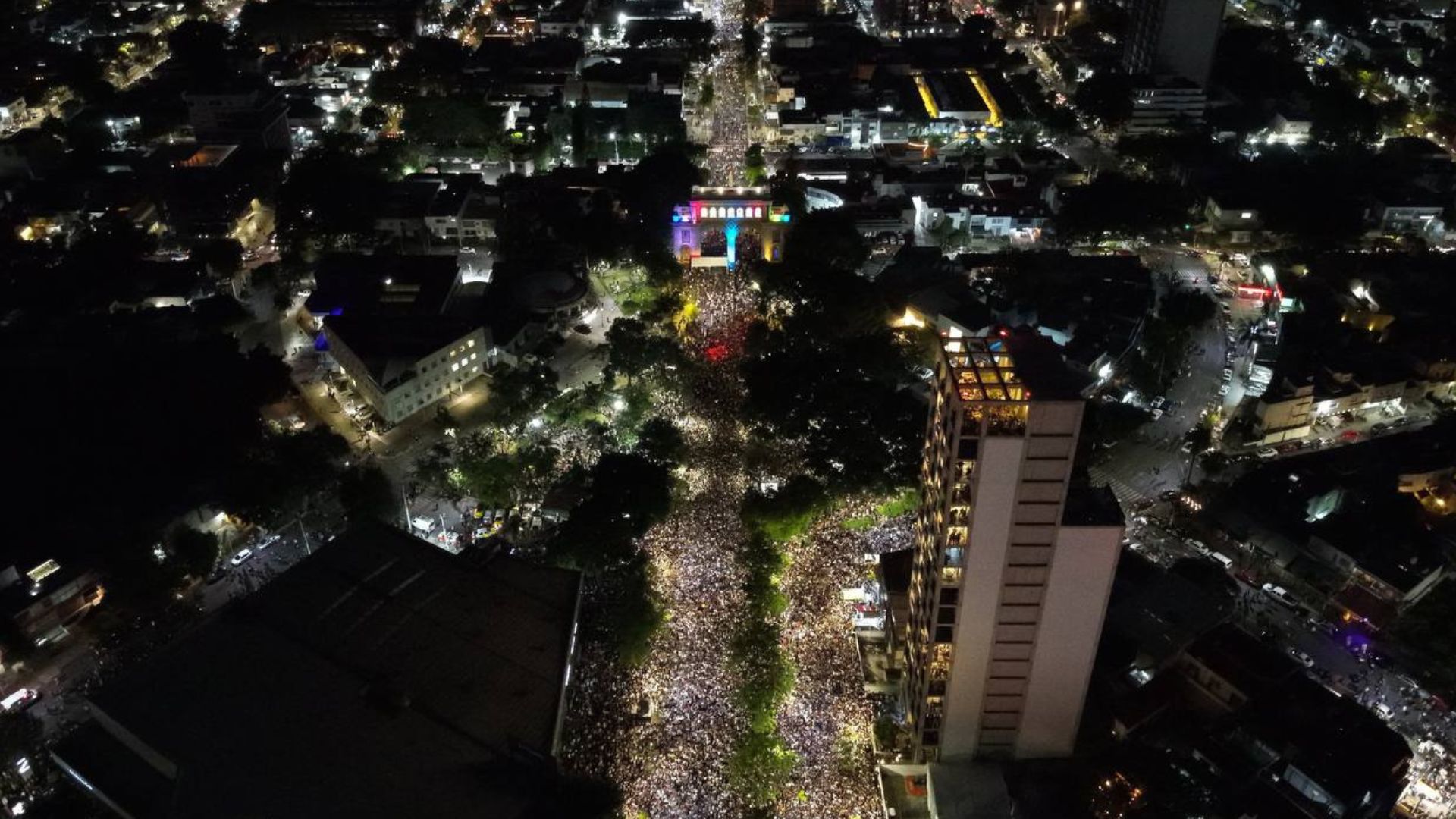Concierto de Alejandro Fernández en la Minerva de Guadalajara