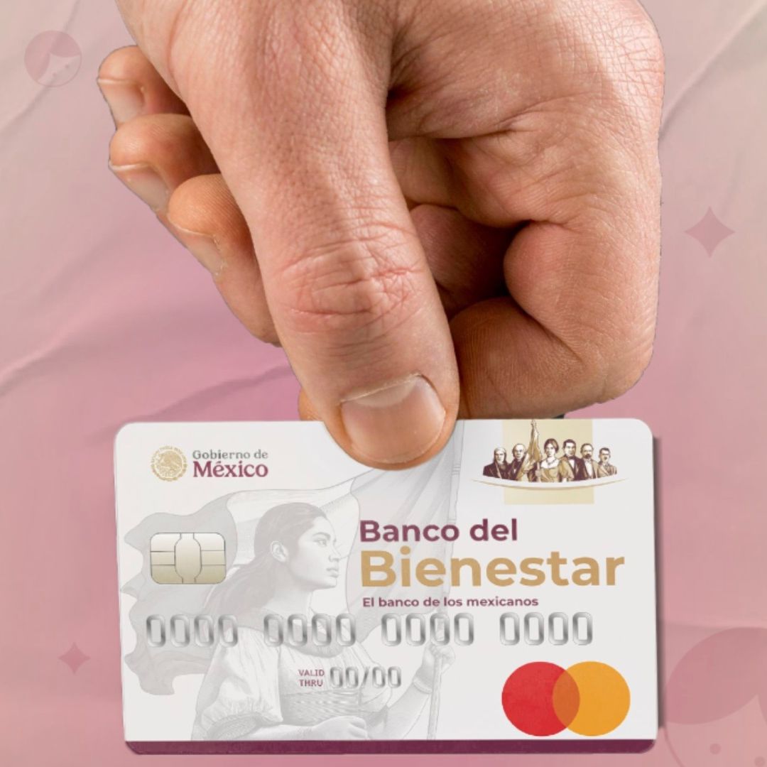 Mano sostiene Tarjeta Beca Rita Cetina Agosto 2026. Quiénes Cobran Beca Rita Cetina 11 de Agosto 2026