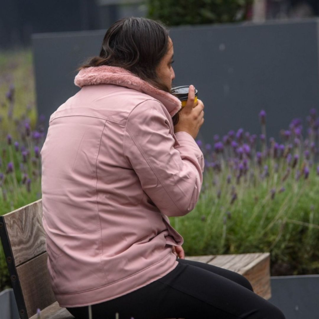 Mujer con frío