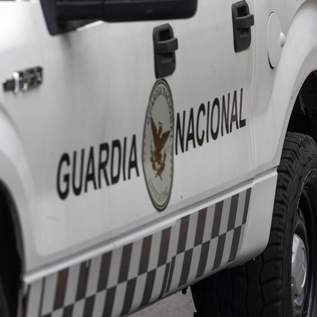 Camioneta de la Guardia Nacional