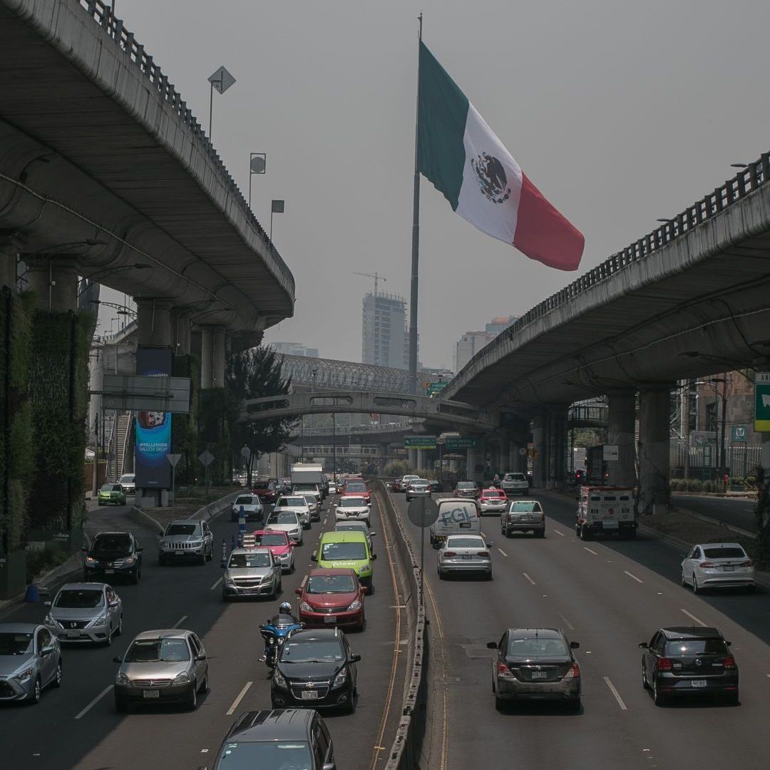 Hoy No Circula 27 de Agosto 2026. Cómo aplica restricción a vehículos jueves.