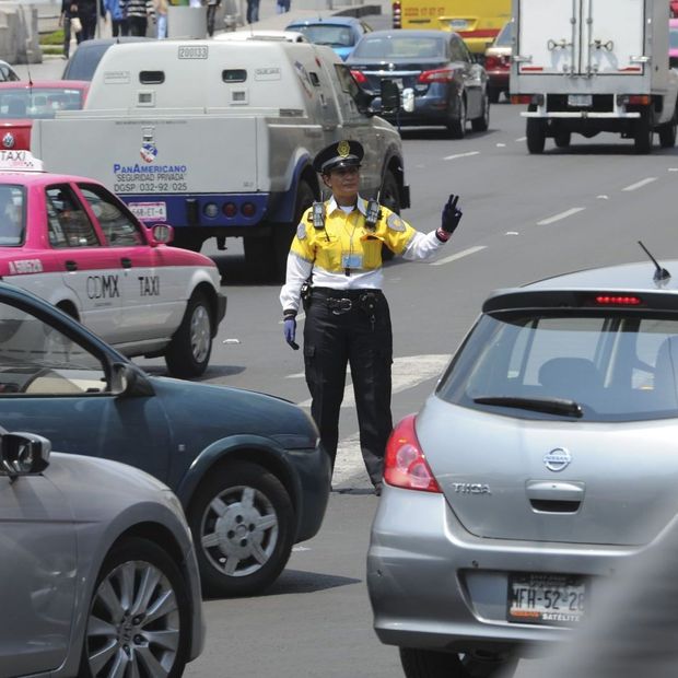 Hoy No Circula 8 de Octubre 2026. Qué coches quedan en casa por restricción.