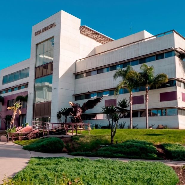 Cierran Oficinas Administrativas del Gobierno de Ensenada por Día Inhábil