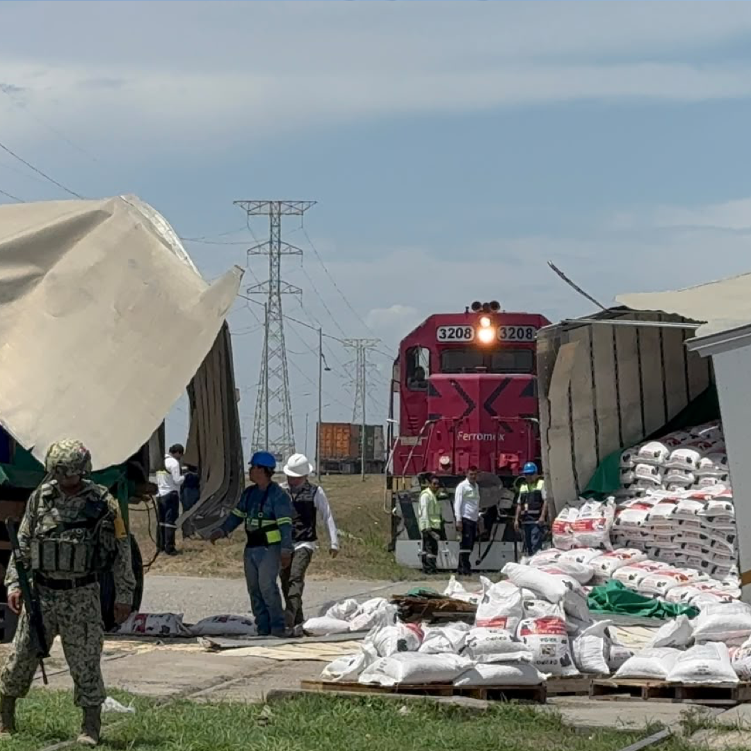 Tren Impacta Tráiler Doble Remolque en Altamira, Tamaulipas