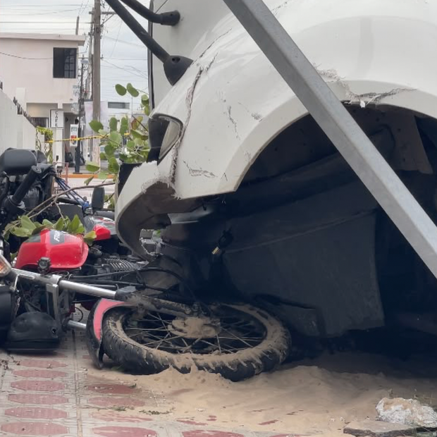 Conductor de Tráiler Pierde el Control y Arrolla a Motociclista en Matamoros