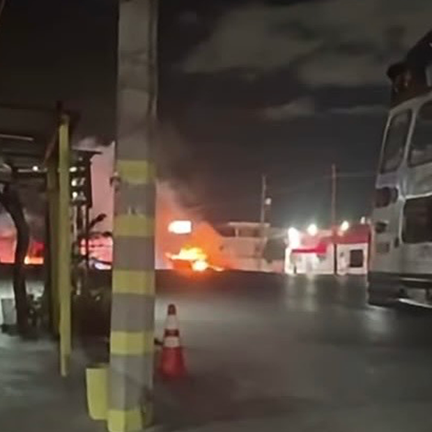 Matamoros: Siguen Bloqueos con Unidades Incendiadas y Suspenden Clases Mañana