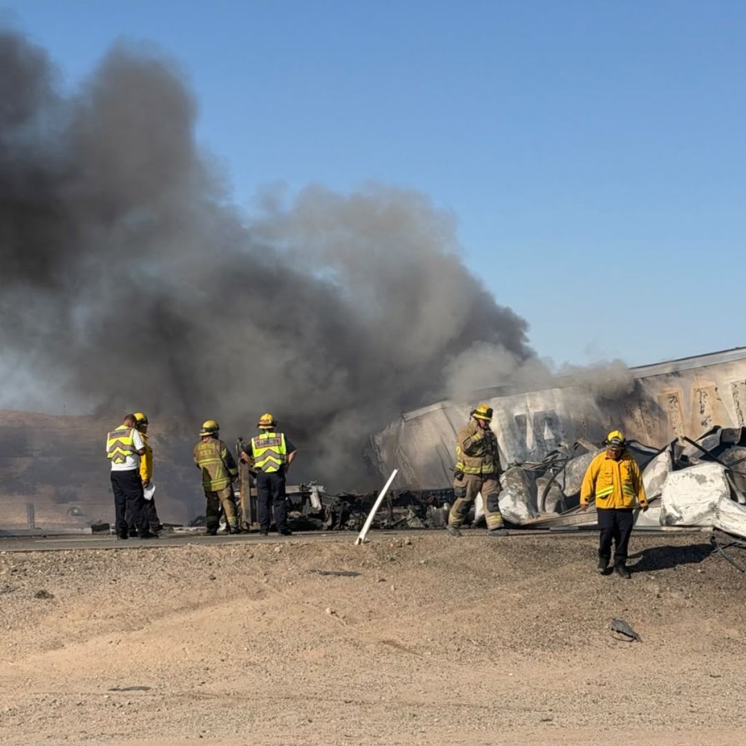 Chocan tráileres de frente en el kilómetro 30 de la Mexicali-Tijuana