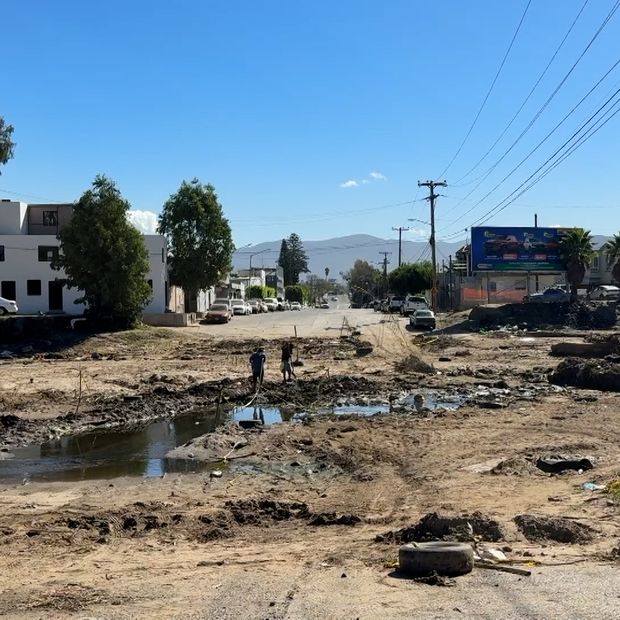 Exigen Limpieza de Vado Intransitable en la Zona Centro de Ensenada, BC