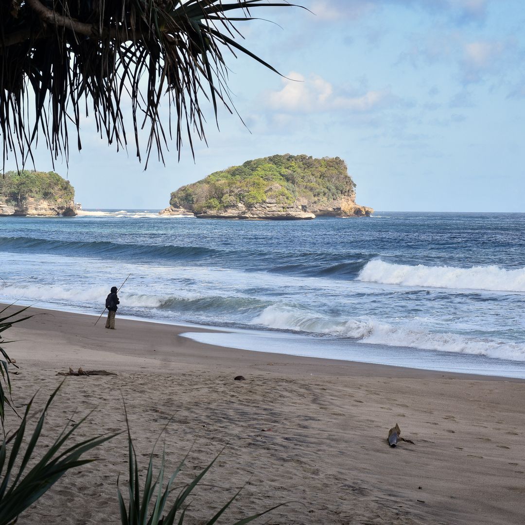 La playa de Bajul Mati, Malang, Java Oriental, Indonesia. Foto: AP