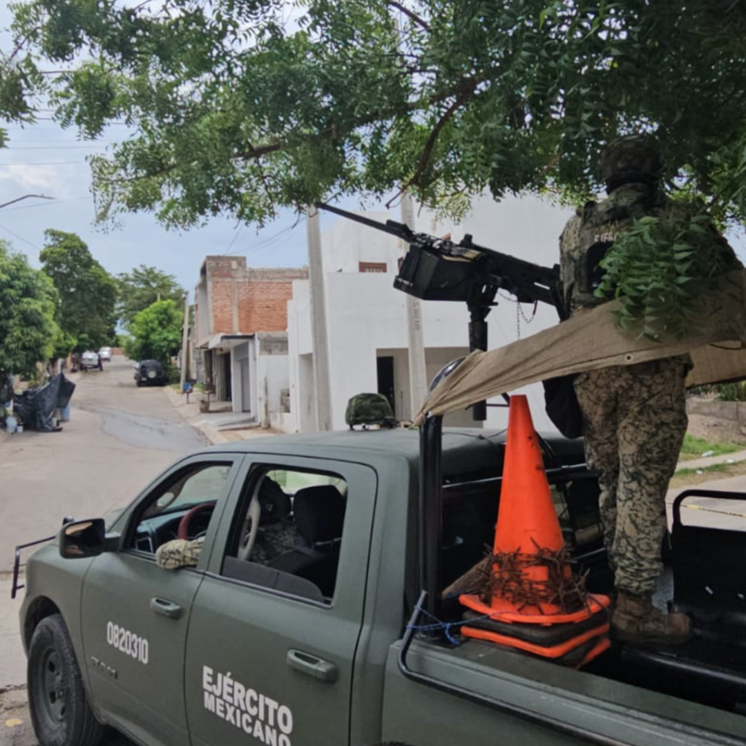 Localizan Cuerpo de Hombre Asesinado y Envuelto en Plástico al Sur de Culiacán, Sinaloa