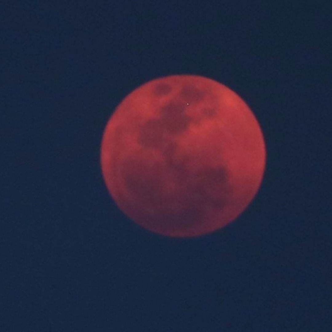 Luna Llena de Junio. Cuándo Es y por qué se le Dice Luna de Fresa