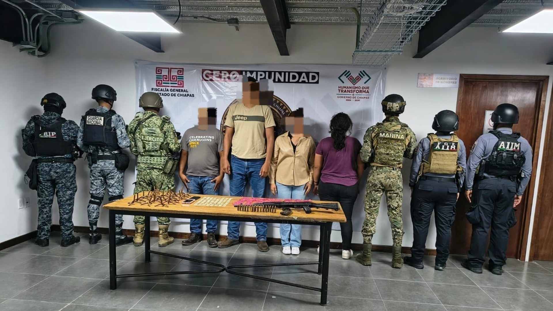 Marina detiene a líder del CDS en Chiapas con droga y armas