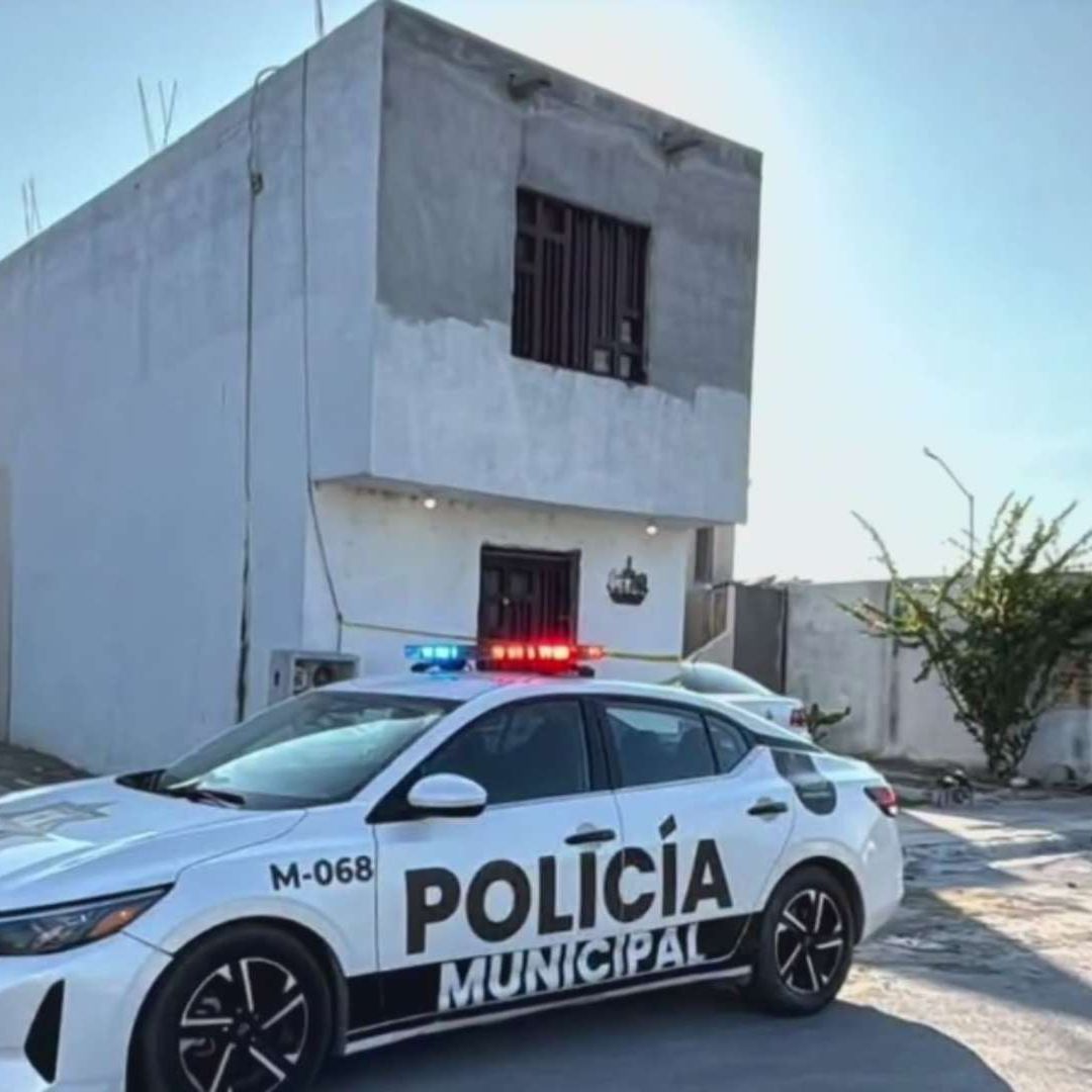 Asesinan a hombre con un machete tras presunta discusión en Pesquería