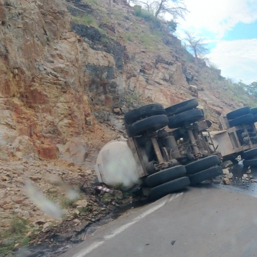Vuelca Pipa en Cananea