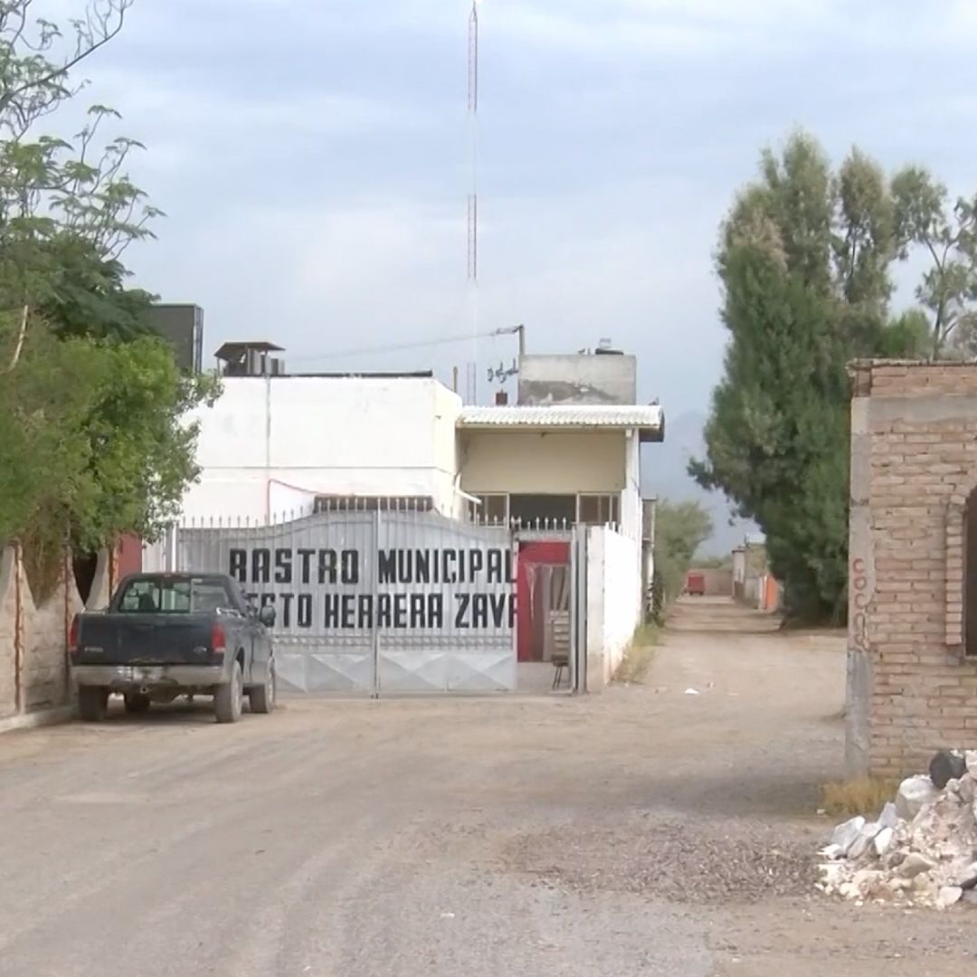 Hallan restos humanos en Gómez Palacio. Prendas y tatuajes podrían ayudar a identificar a la víctima.